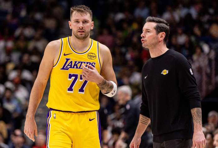 九游体育APP-湖人五战四败冤吗?黄蜂三分不得不防,单靠“东詹”是不够的!|东契奇|三分球|篮板球|湖人队表现|夏洛特黄蜂队_新浪体育_新浪新闻